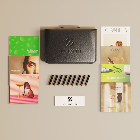 Olfazeta Starter Set mit Duftkoffer, Duftproben und Markenkatalogen